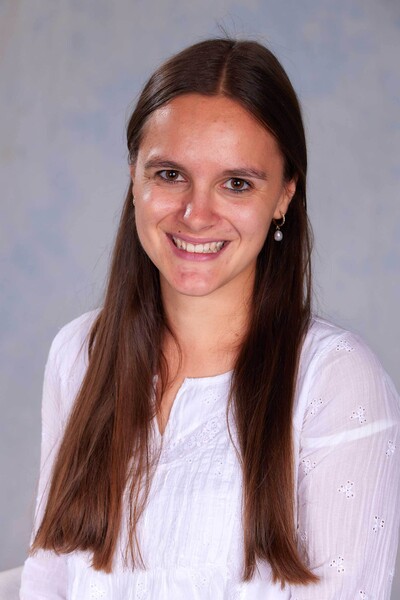 Kontaktbild: Prof. Isabella Weiß; BEd.